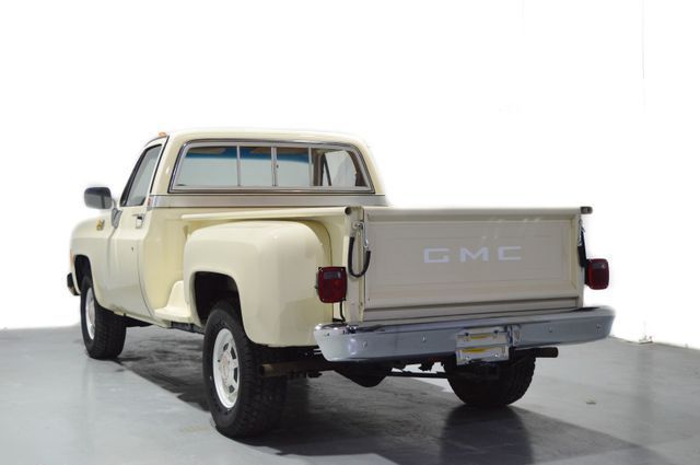 1979 GMC Sierra 3500 C35 - photo 4