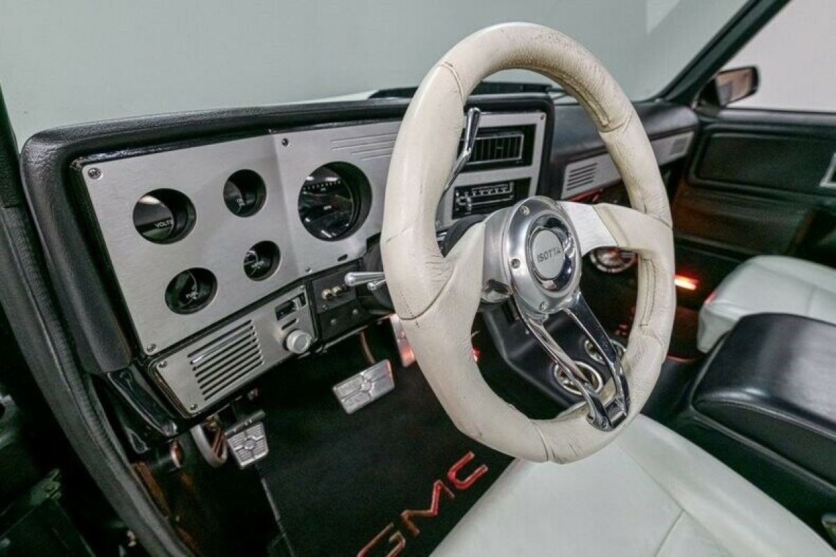 1979 GMC Sierra 1500 Resto-Mod - photo 11