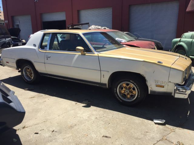 1979 Oldsmobile Cutlass Hurst Olds W30 - photo 4