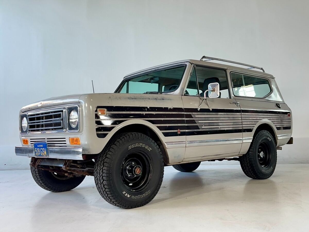 1979 International Harvester Scout 4WD V8 All Original Paint 100% Rust Free - photo 2
