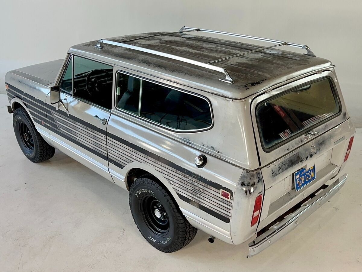 1979 International Harvester Scout 4WD V8 All Original Paint 100% Rust Free - photo 4