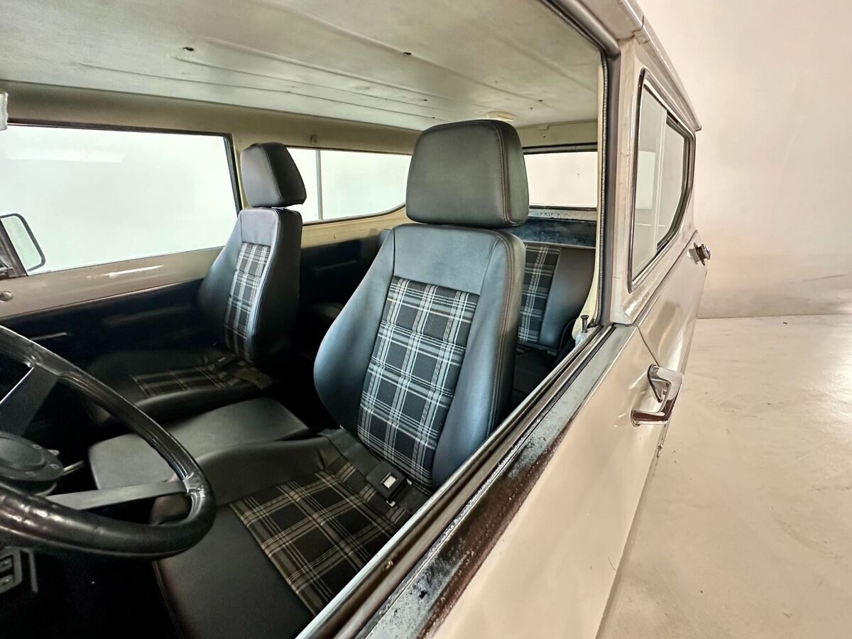 1979 International Harvester Scout 4WD V8 All Original Paint 100% Rust Free - photo 9