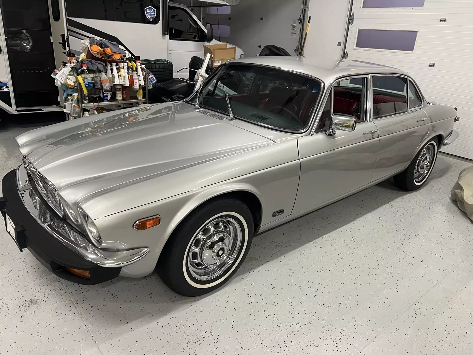 1979 Jaguar XJ6 Fuel Injection