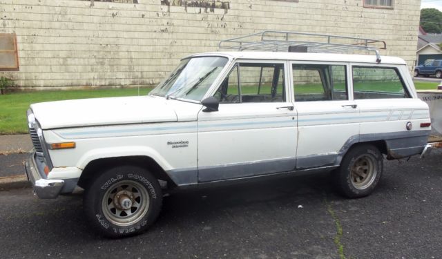 1979 Jeep Cherokee. 4WD. Manual. Tow Hitch. Starts Right Up. Runs 1979 Jeep Grand Cherokee Cherokee