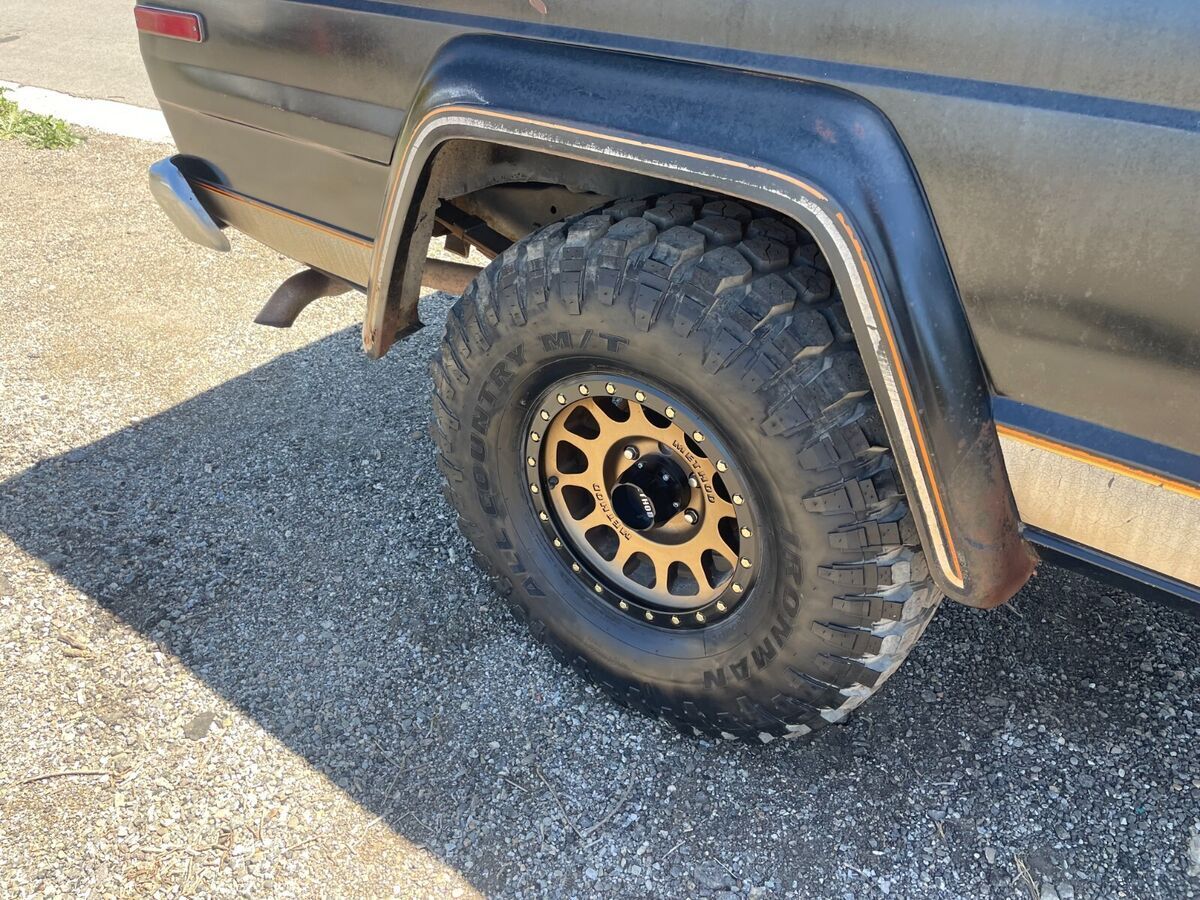 1979 Jeep Cherokee Golden Eagle - photo 9