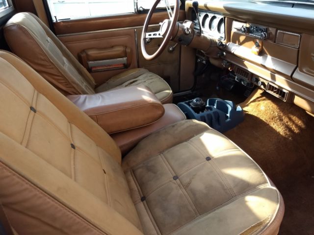 1979 Jeep J10 Golden eagle - photo 12