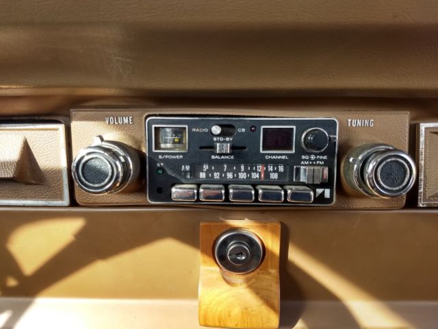 1979 Jeep J10 Golden eagle - photo 13