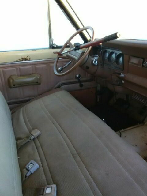 1979 Jeep Wagoneer - photo 2