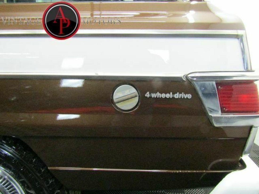 1979 Jeep Wagoneer V8 AUTO 4X4 RESTORED! - photo 12