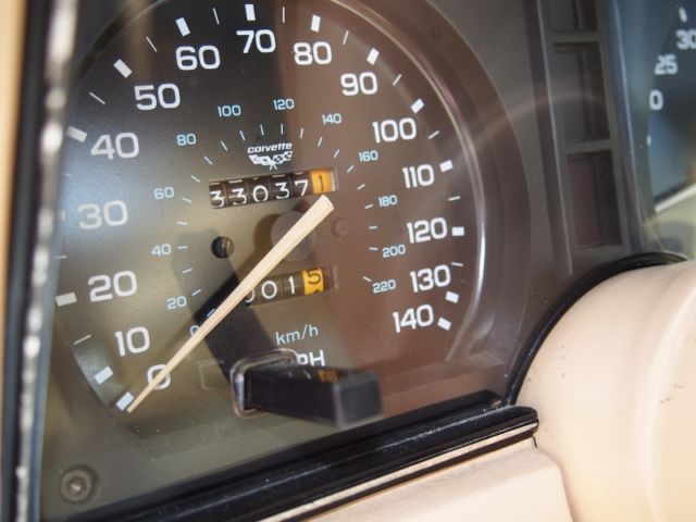 1979 Chevrolet Corvette Matching Numbers L82, 33,037 Miles, Glass Tops - photo 9
