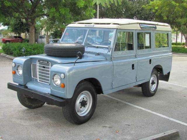 1979 Land Rover Defender 109 Station Wagon - photo 4