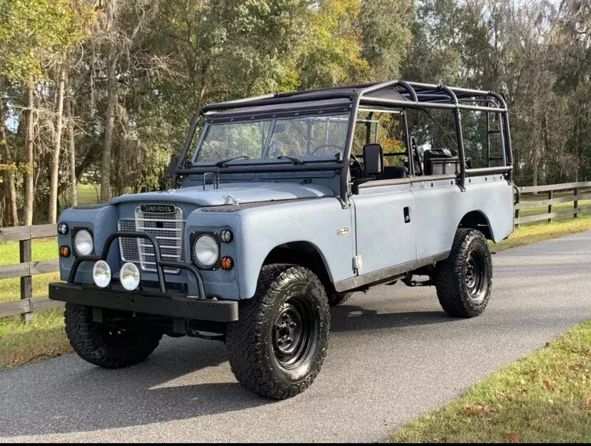 1979 Land Rover Defender Series III 109 109" wheelbase 1979 Land Rover Series III 109" wheelbase