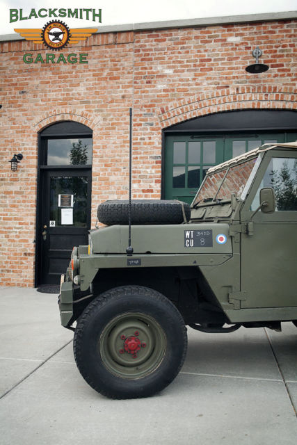 1974 Land Rover Lightweight 88 Mountain Rescue - photo 3