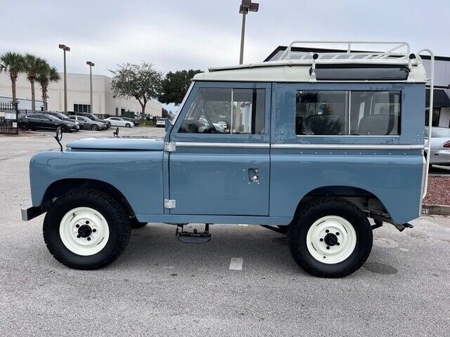 1979 LAND ROVER SERIES 3 HARD TOP - (FRAME-OFF RESTORATION) - photo 4