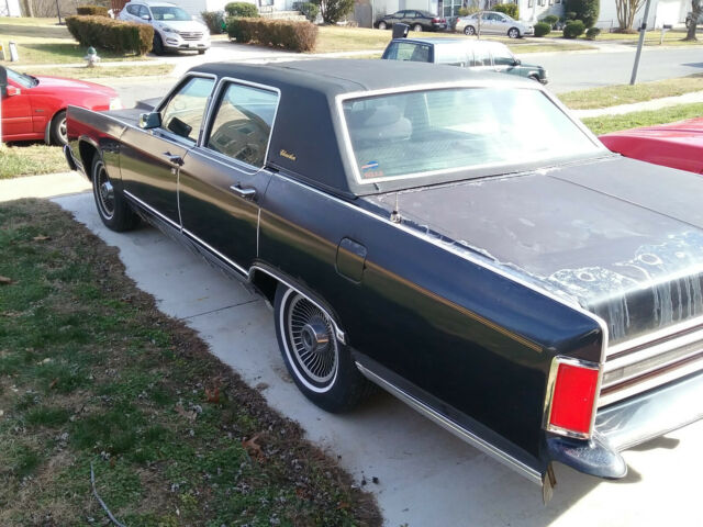 1979 Lincoln Continental - photo 2