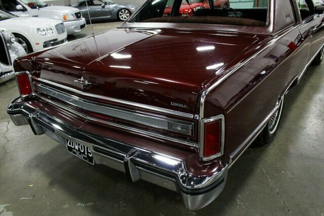 1979 Lincoln Continental -- - photo 11