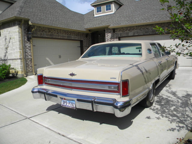 1979 Lincoln Continental Town Car Package - photo 7