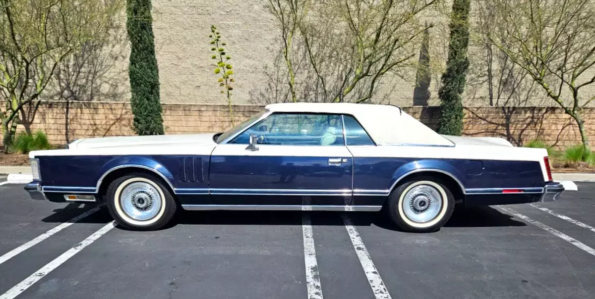 1979 Lincoln Continental Bill Blass Edition - Runs & Drives Excellent. 1979 Lincoln Continental Mark V Bill Blass Edition
