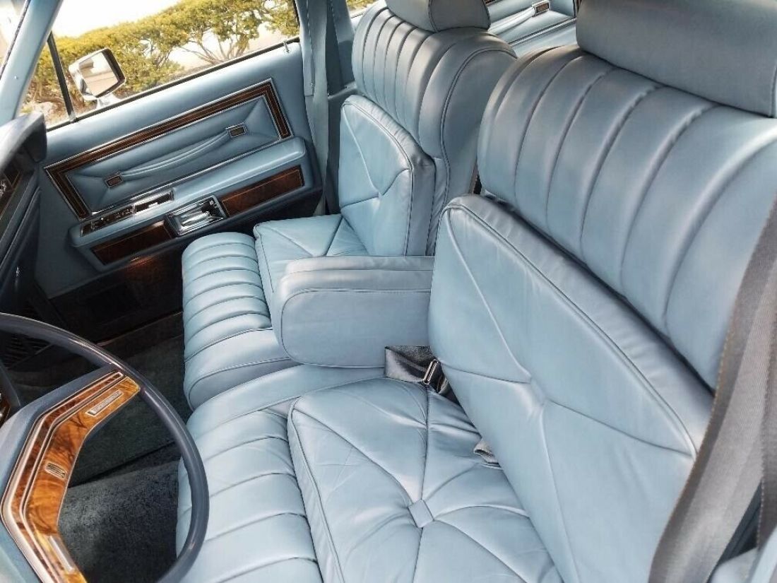 1979 Lincoln Continental Town Car - photo 12
