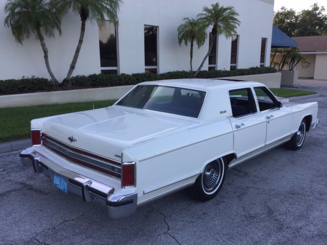 1979 Lincoln Continental - photo 2