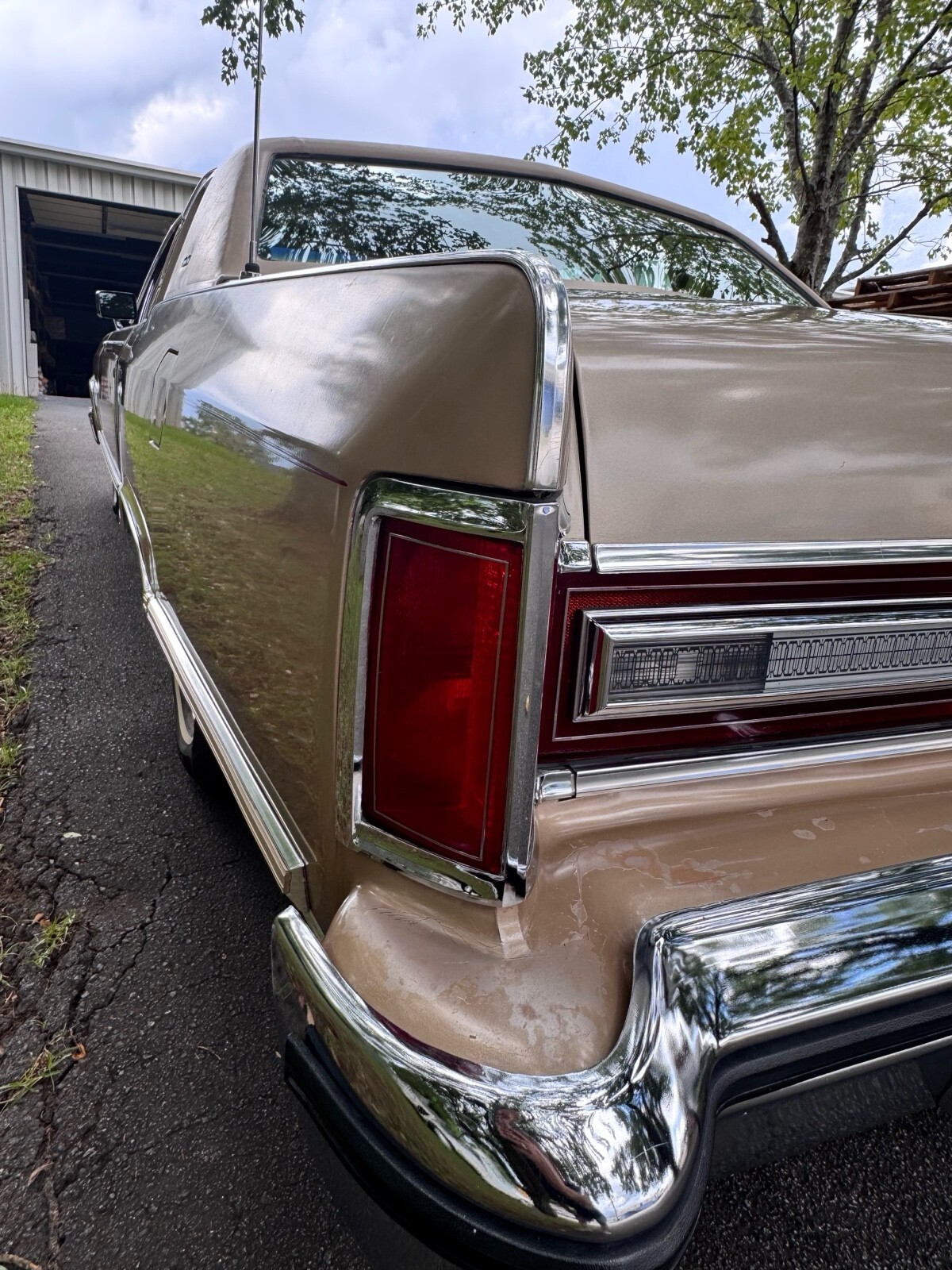1979 Lincoln Continental town coupe - photo 5