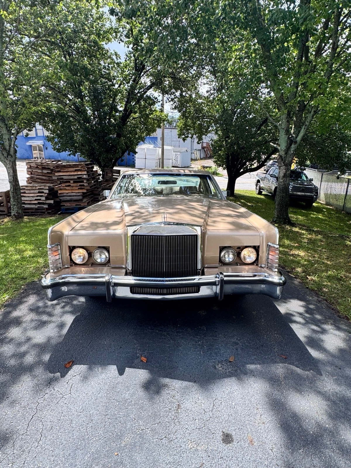 1979 Lincoln Continental town coupe - photo 8