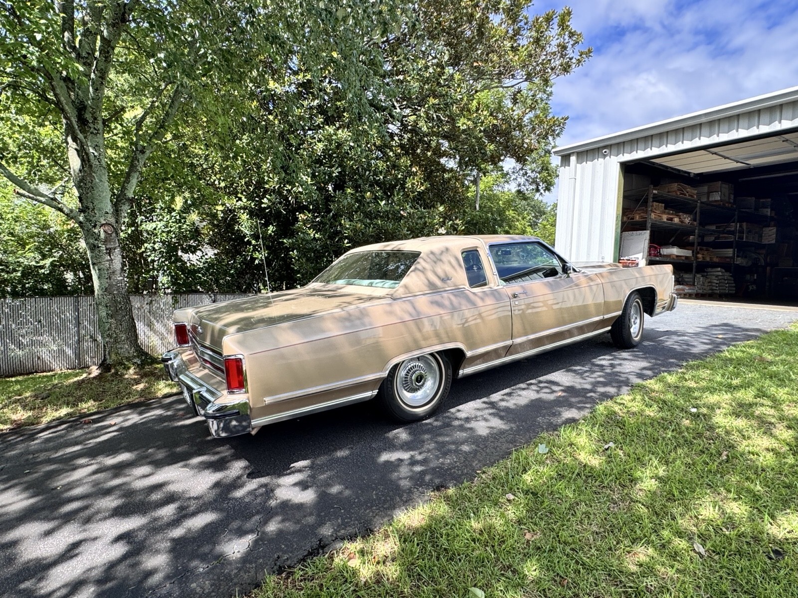 1979 Lincoln Continental town coupe - photo 9
