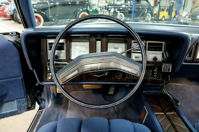 1979 Lincoln Continental -- - photo 12