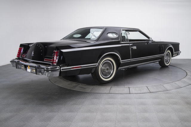 1979 Lincoln Continental Mark V - photo 3