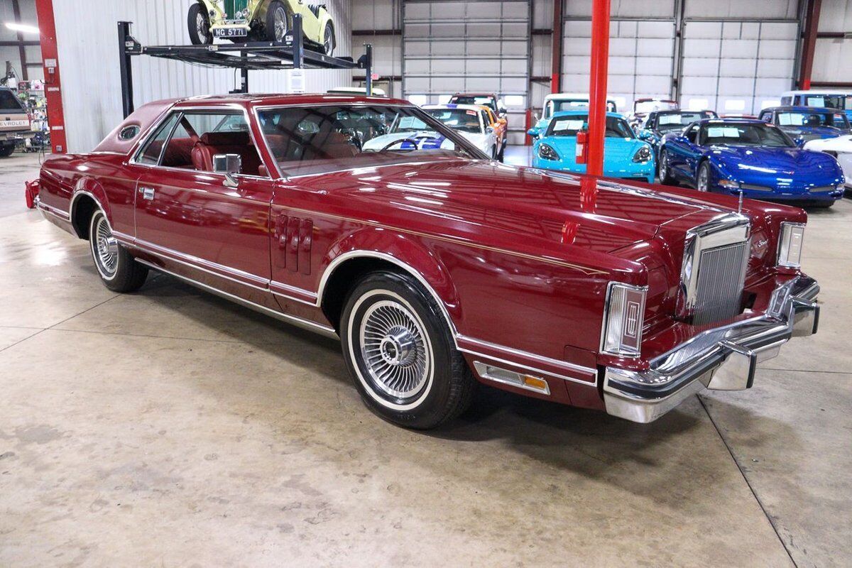 1979 Lincoln Continental Mark V - photo 11