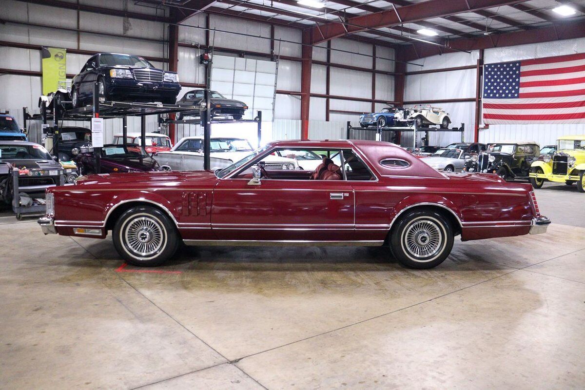 1979 Lincoln Continental Mark V - photo 3