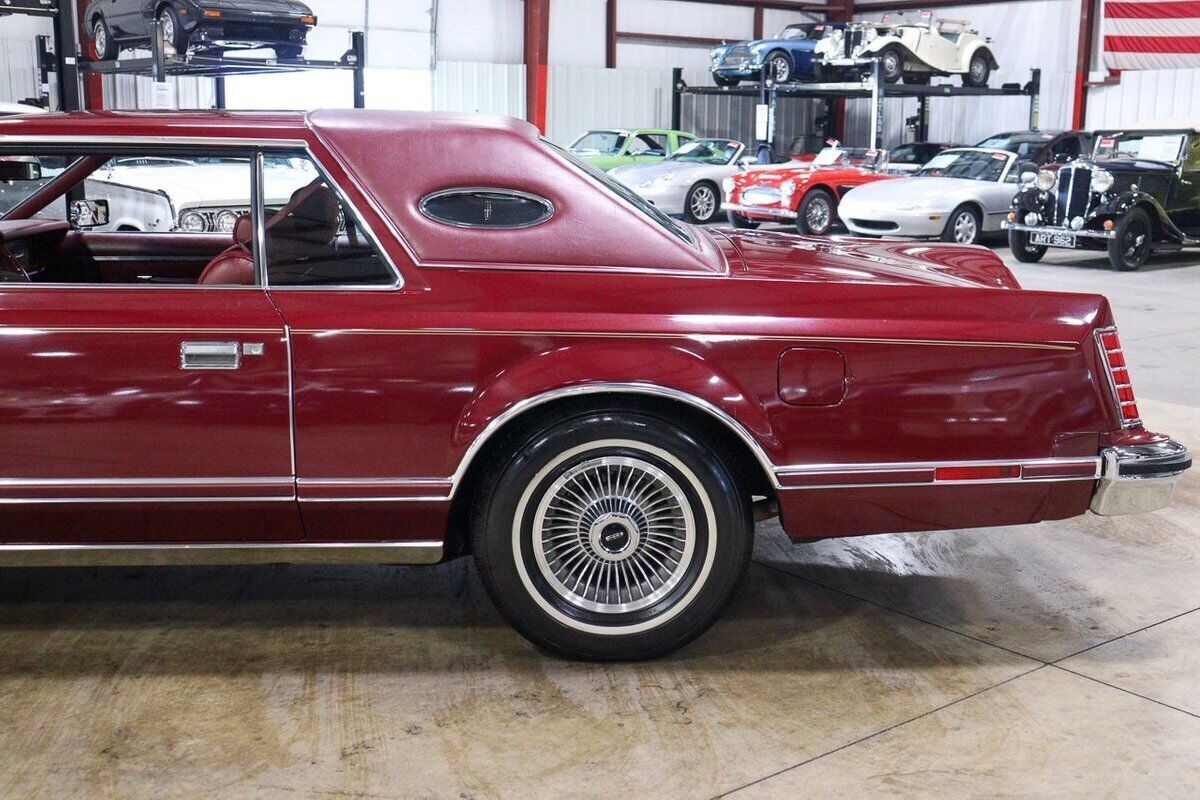 1979 Lincoln Continental Mark V - photo 4