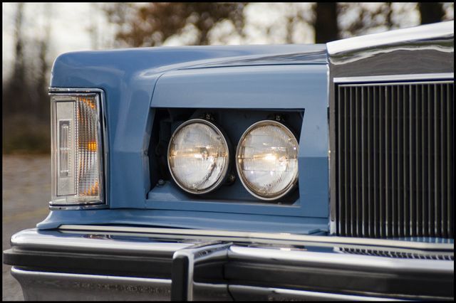 1979 Lincoln Continental Mark V - photo 11