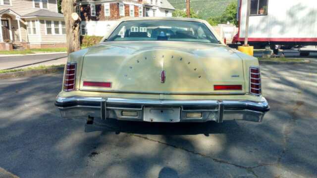 1979 Lincoln Continental Mark V - photo 10