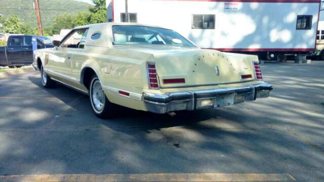 1979 Lincoln Continental Mark V - photo 8