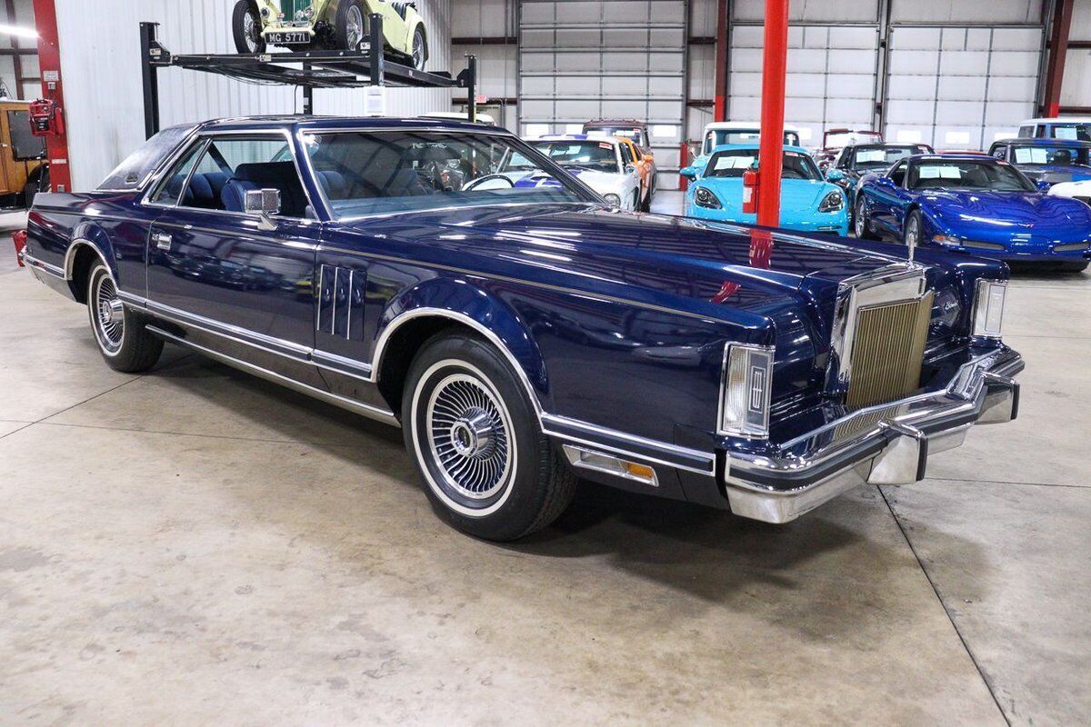 1979 Lincoln Continental Mark V - photo 11