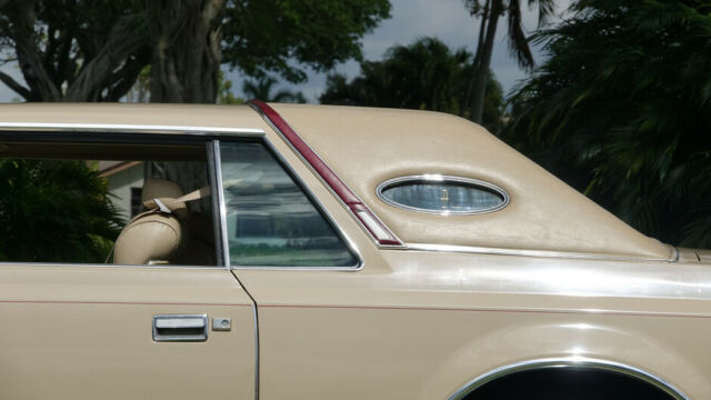 1979 Lincoln Continental - photo 10