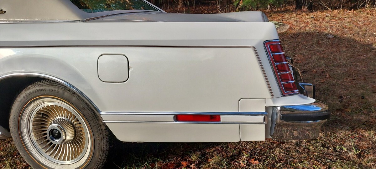 1979 Lincoln Continental Mark V Collector's Series, 1 of 6 - photo 7