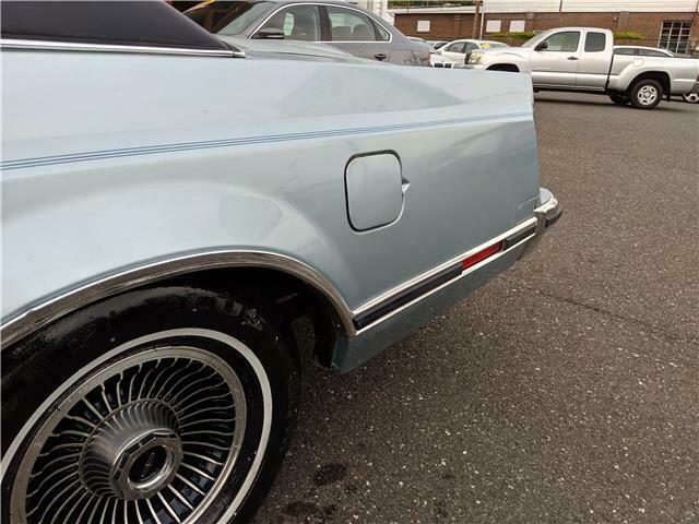 1979 Lincoln Continental Mark V - photo 11