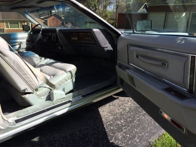 1979 Lincoln Continental Mark V - photo 7