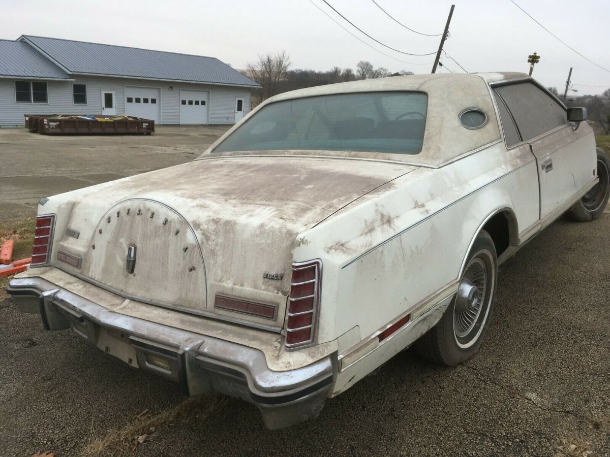 1979 Lincoln Continental Mark V - photo 11