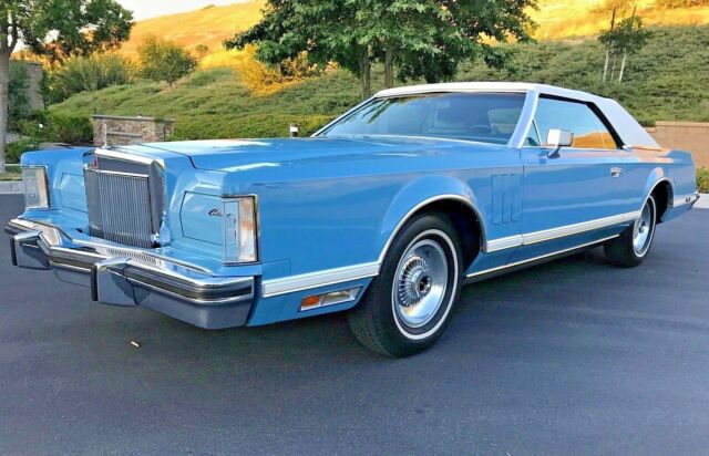 1979 Lincoln Continental Mark V - photo 2
