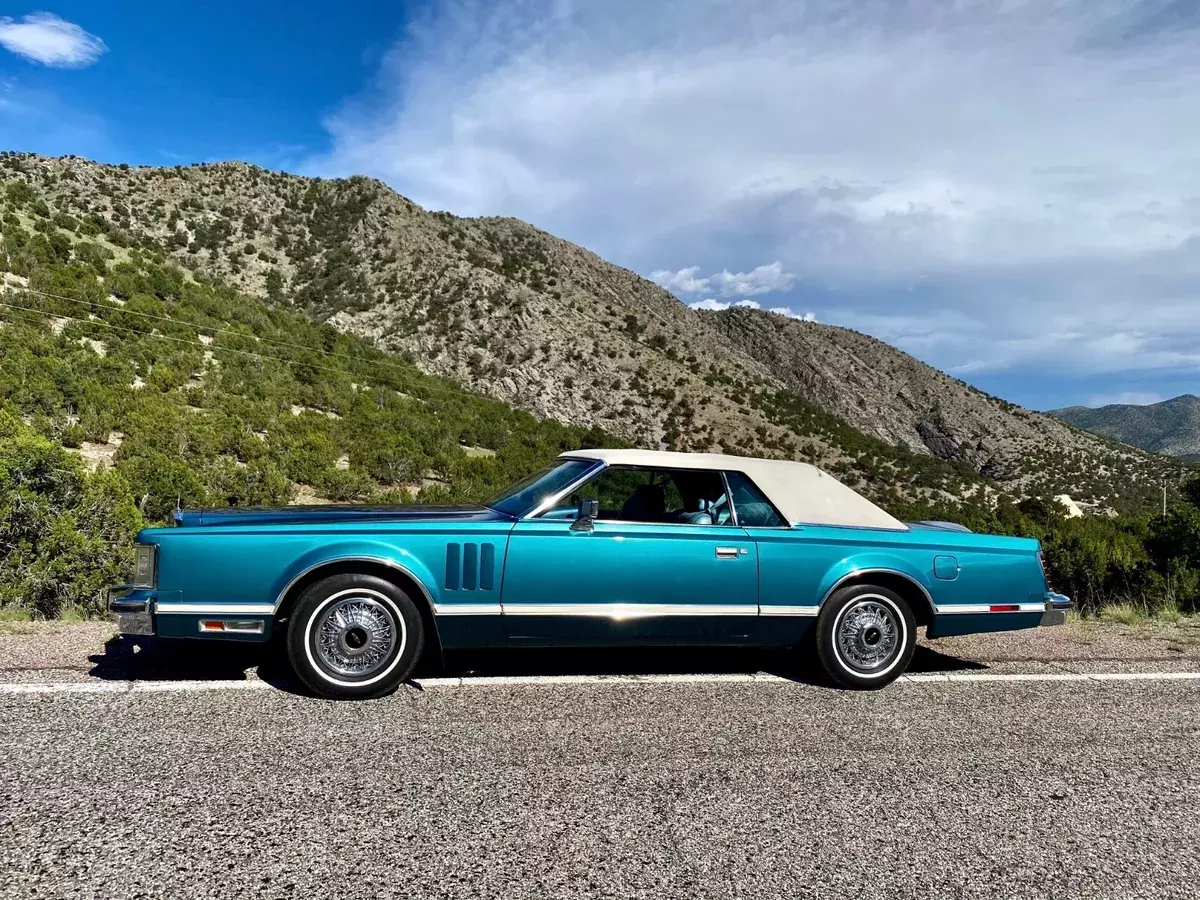 1979 Lincoln Continental Mark V with 22,940 original miles! 5 Cadillac 1979 Lincoln Continental