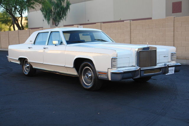 1979 Lincoln Continental ONE OWNER.. ONY 69K Original Miles.. MAKE OFFER..!! 1979 Lincoln Continental --