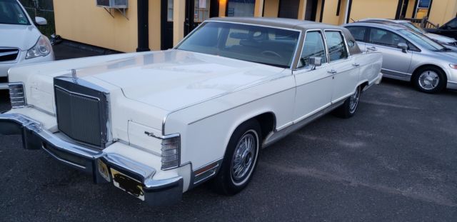 1979 Lincoln Continental - photo 2