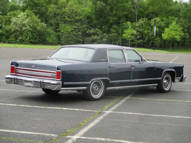 1979 Lincoln Continental - photo 4