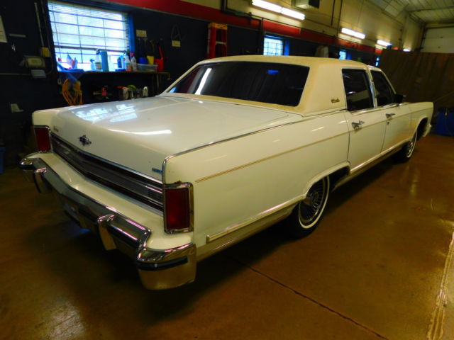 1979 Lincoln Continental - photo 3