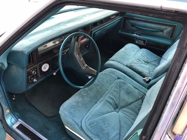 1979 Lincoln Continental town car - photo 7