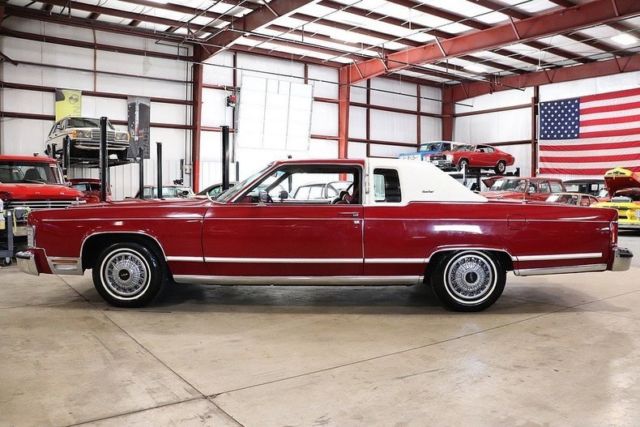 1979 Lincoln Continental Town Car - photo 2