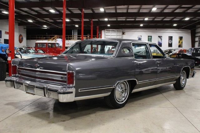1979 Lincoln Continental Town Car - photo 6
